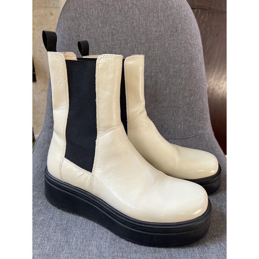 Vagabond Shoemakers Tara Patent Leather Chelsea Platform Boots Women's Size 10